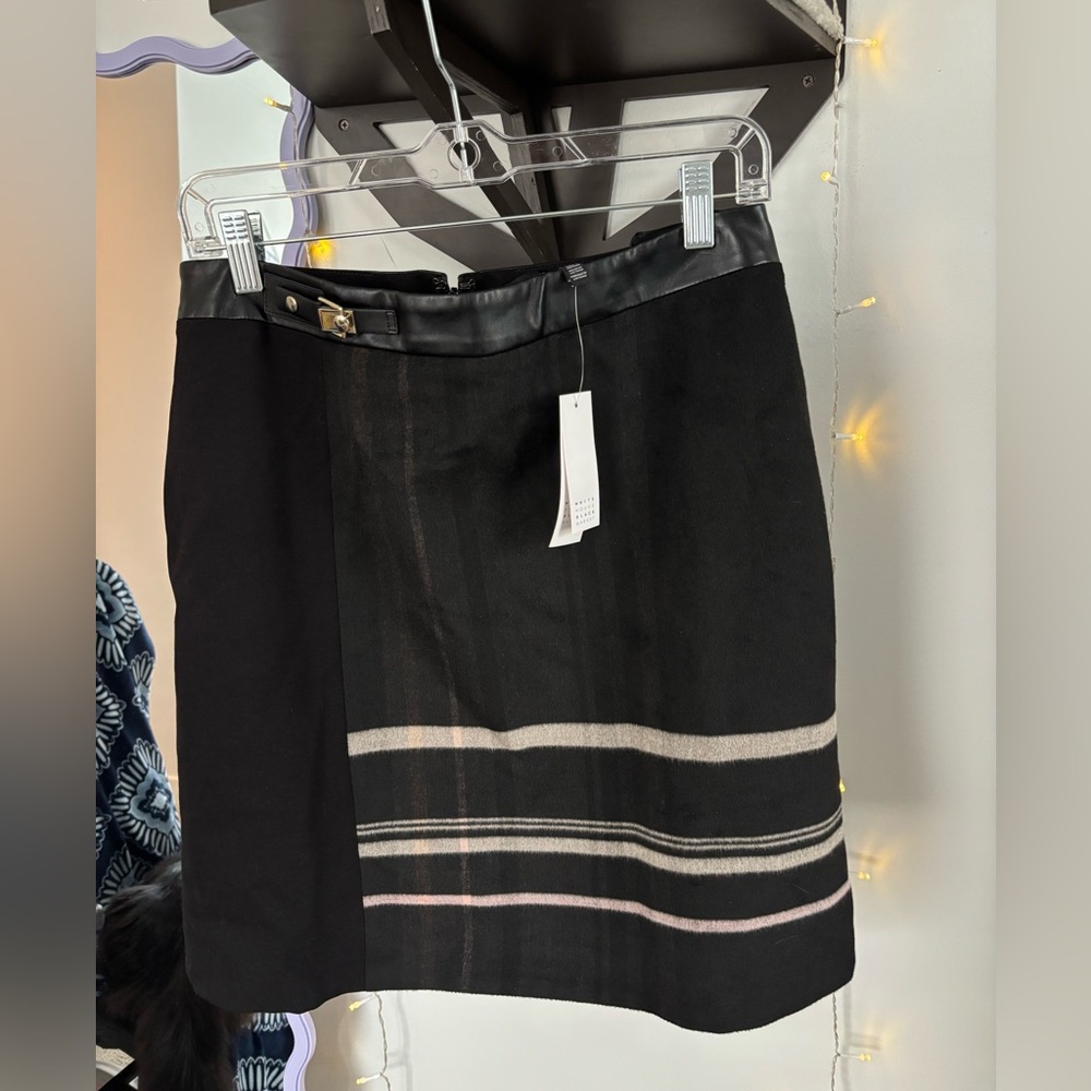 White House Black Market Black and Cream Midi Pencil Skirt